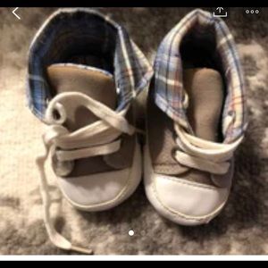 Baby shoes